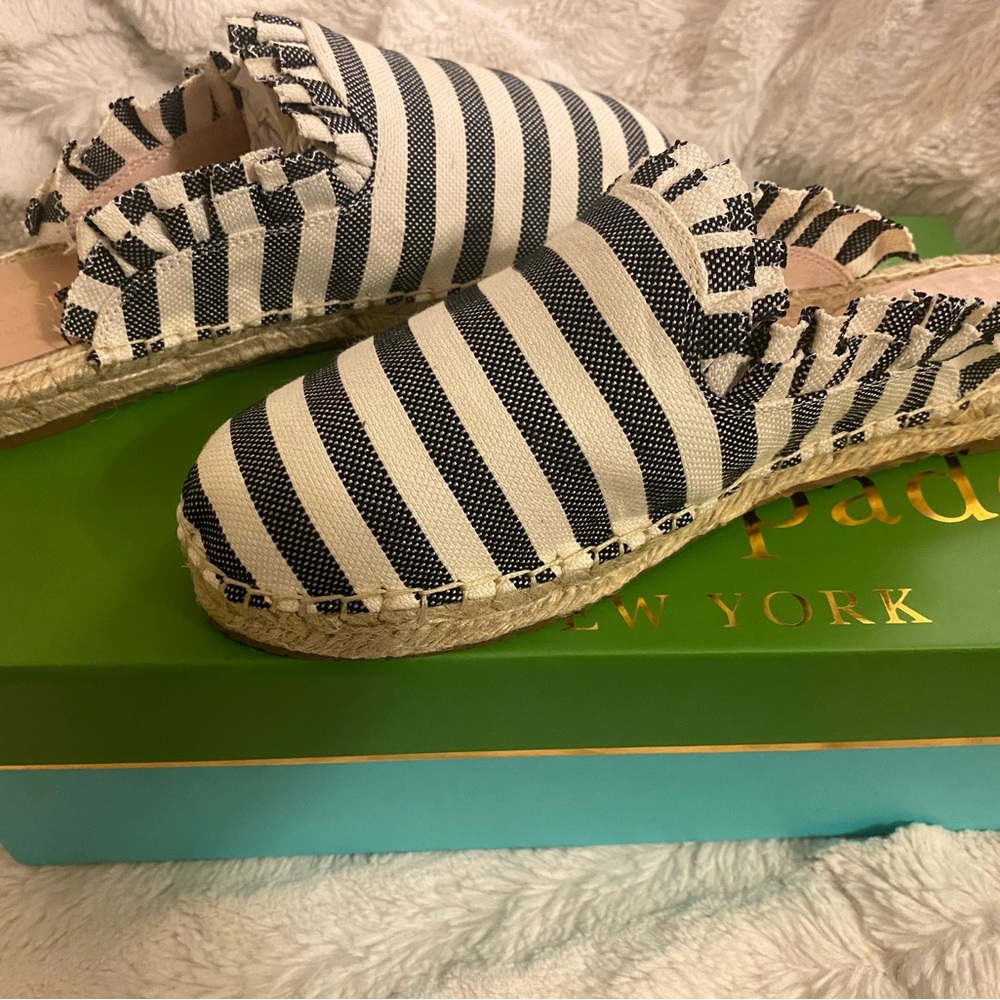KATE SPADE NEW YORK WOMEN'S LAILA BLACK/CREAM MULE